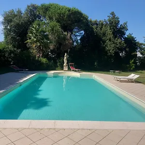 https://hotel-villa-carrer.hotelinveneto.com