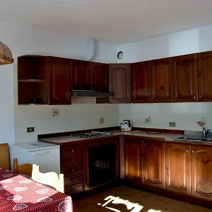 ciasa-de-i-caputhe.hotelinveneto.com/